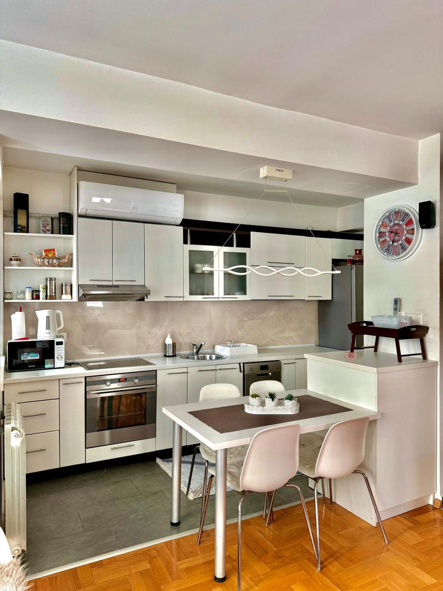 Modern & Cozy Apartment Scopia Exterior foto